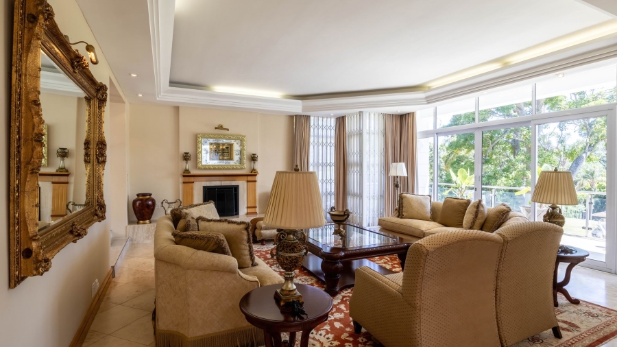 7 Bedroom Property for Sale in Constantia Western Cape